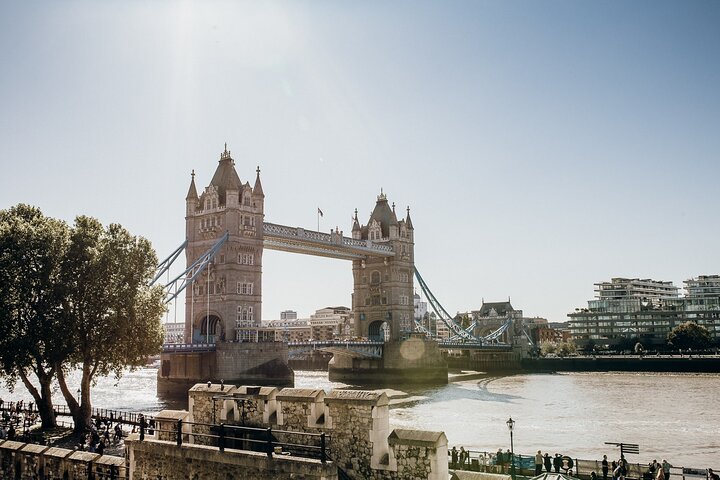 London in a Day: Tower of London, Westminster & River Cruise